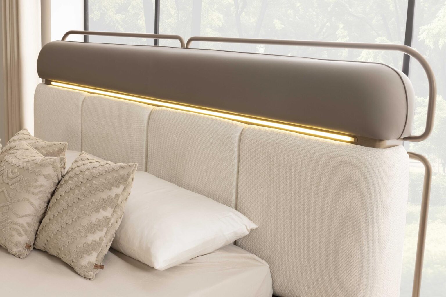 Тапицирано легло «Loft» с място за съхранение, LED осветление