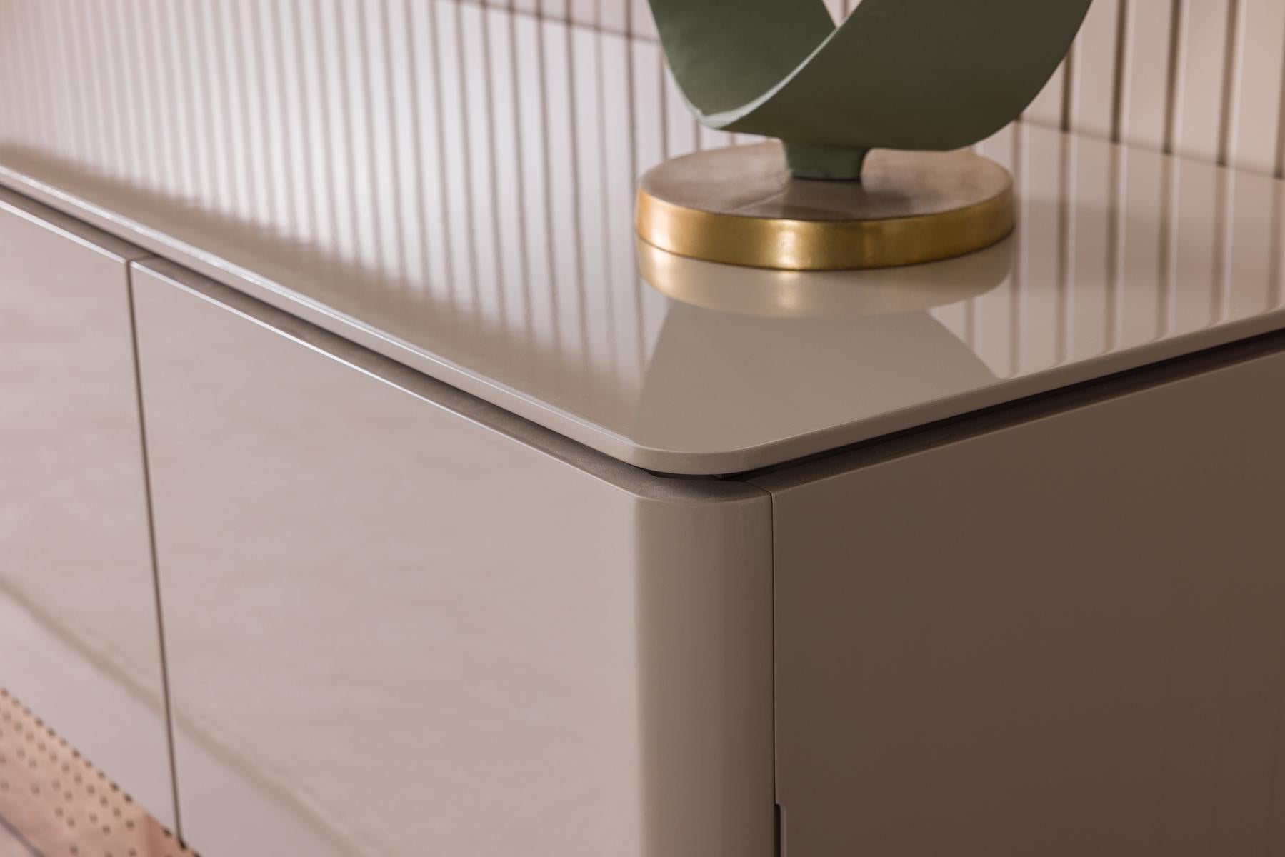 ТВ шкаф «Panemera» с размер 208х54х52см