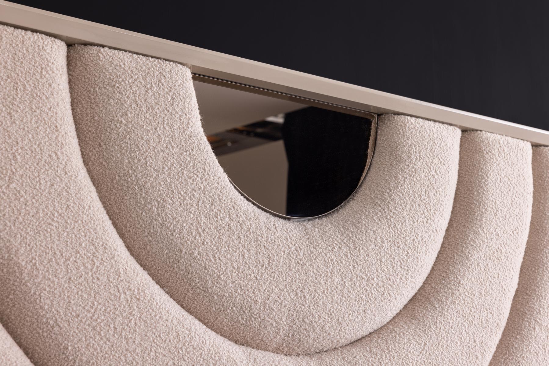 Тапицирано легло «Panemera» + табла с огледало и осветление - с място за съхранение, повдигащ механизъм