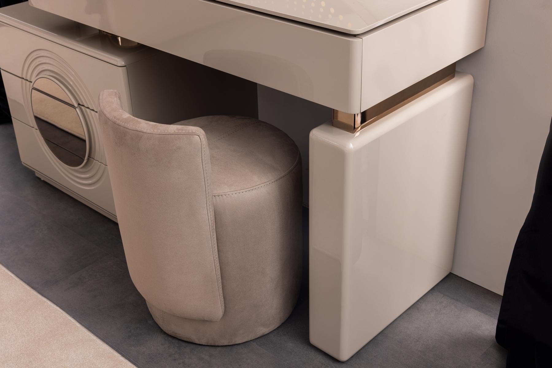 Тоалетка «Panemera» + скрин с три чекмеджета, размер 143х85х52см