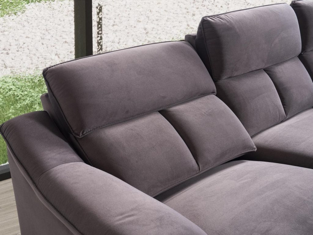 Триместен диван «Pristine» с електрически релакс механизъм, USB зарядна станция, ширина 290см