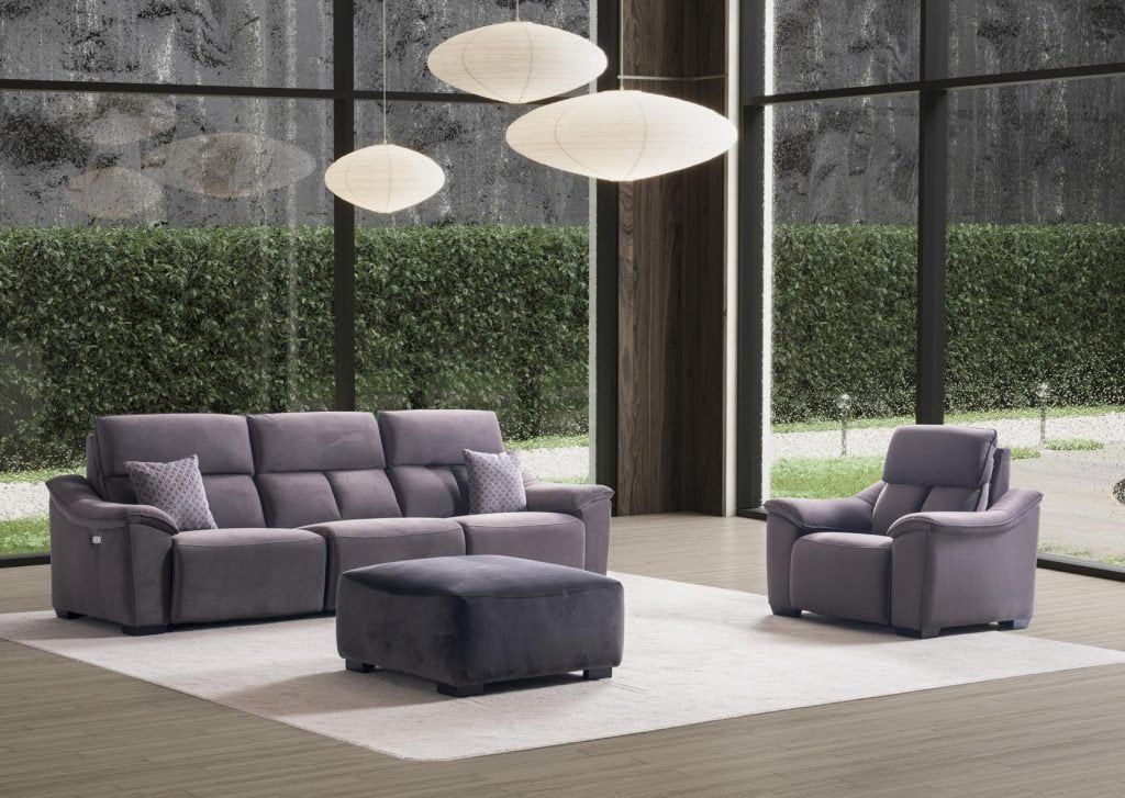 Триместен диван «Pristine» с електрически релакс механизъм, USB зарядна станция, ширина 290см