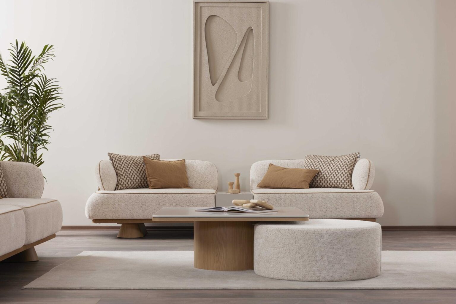 Четириместен диван «Roma» + конзолна масичка, размер 282х75х95см