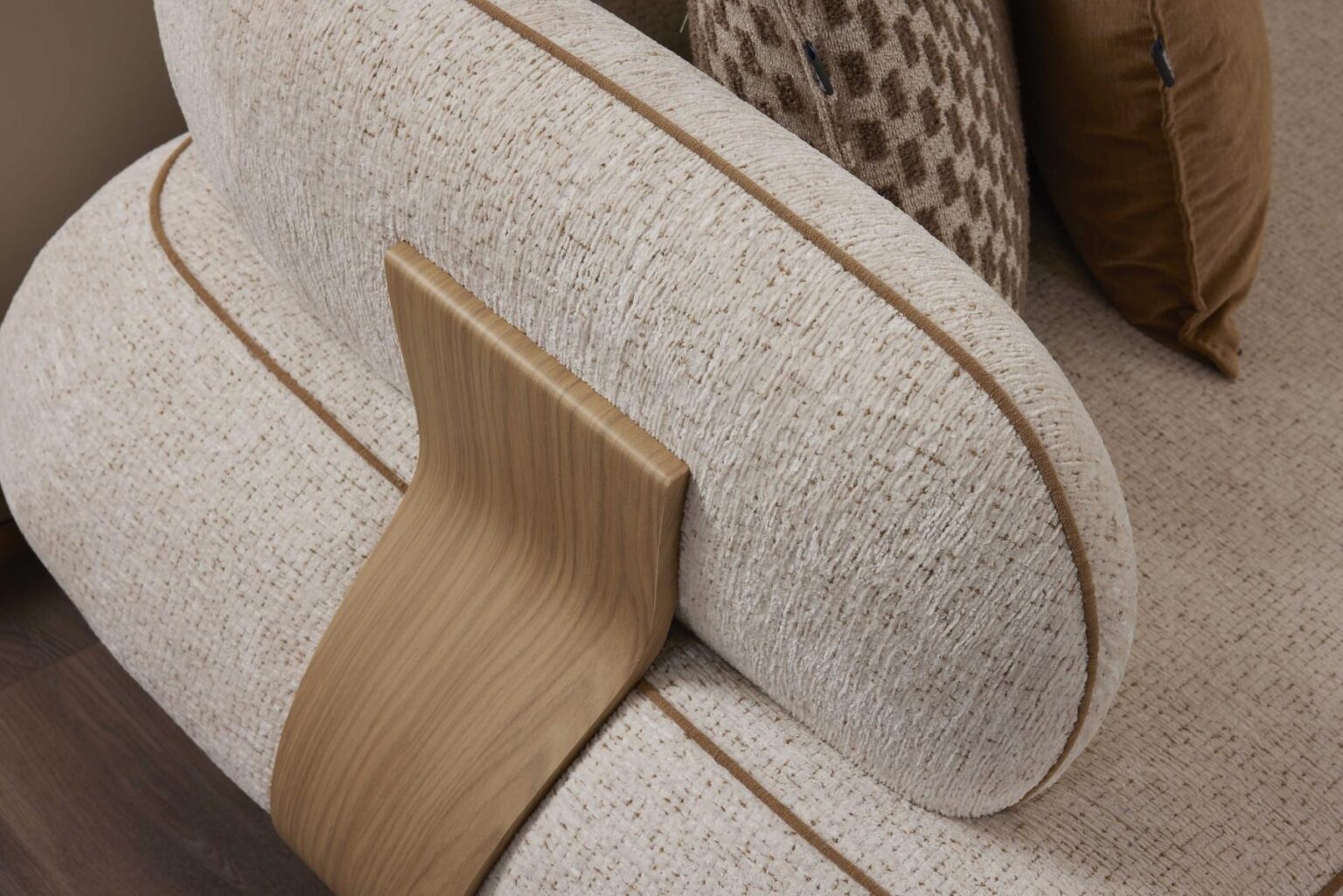 Триместен диван «Roma» с размер 247х75х95см