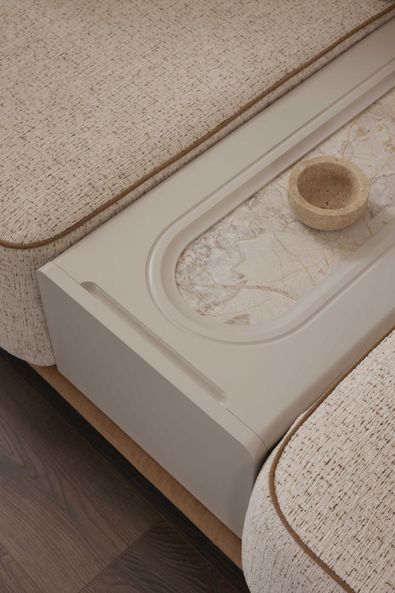 Четириместен диван «Roma» + конзолна масичка, размер 282х75х95см