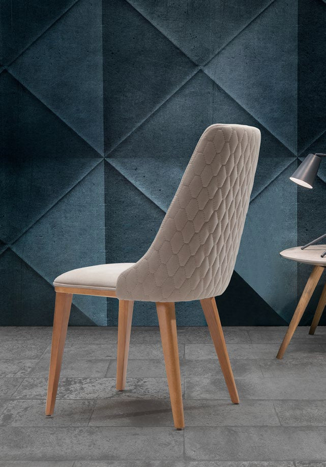 Трапезен стол «Vertu» с тапицерия, 100+ вида дамаски