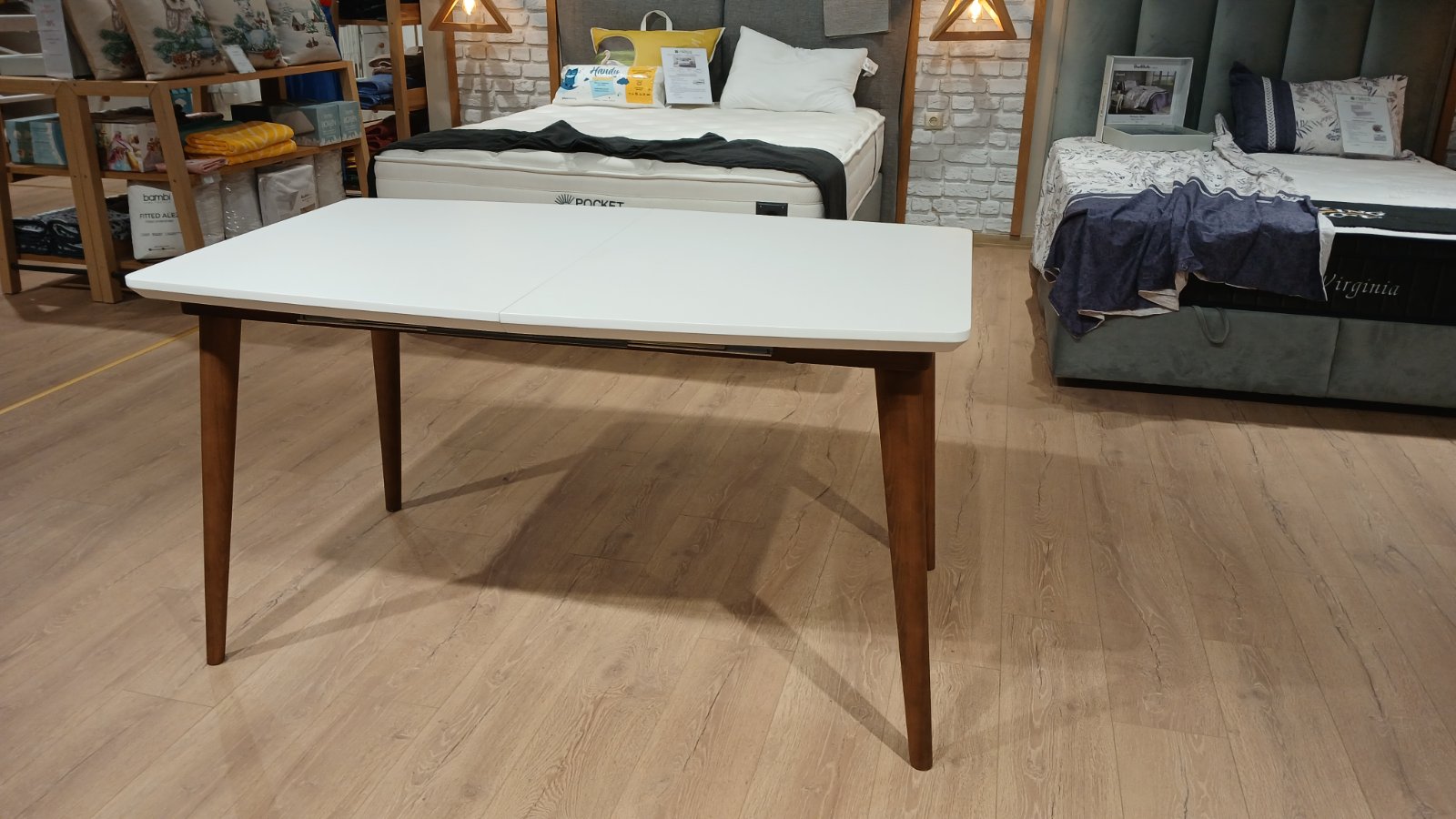 Трапезна маса Ralica 135 - Аутлет