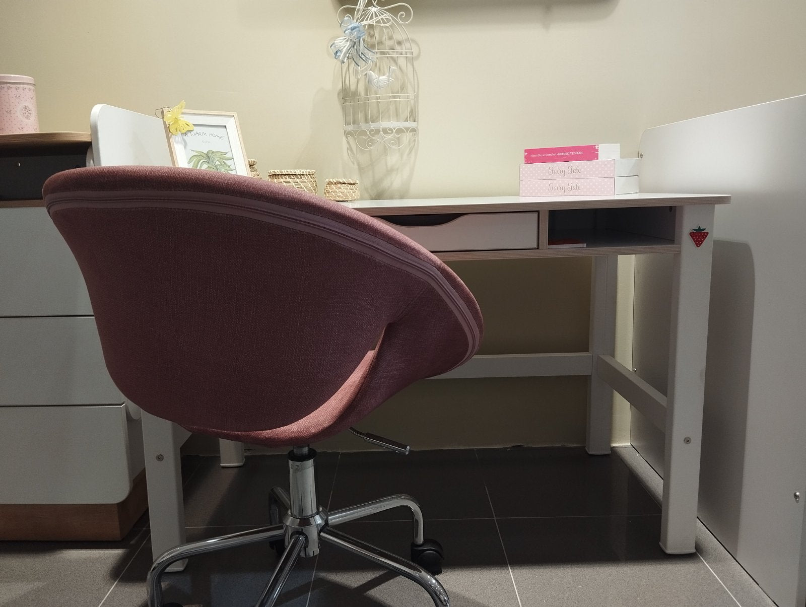 Бюро Montes White - Аутлет