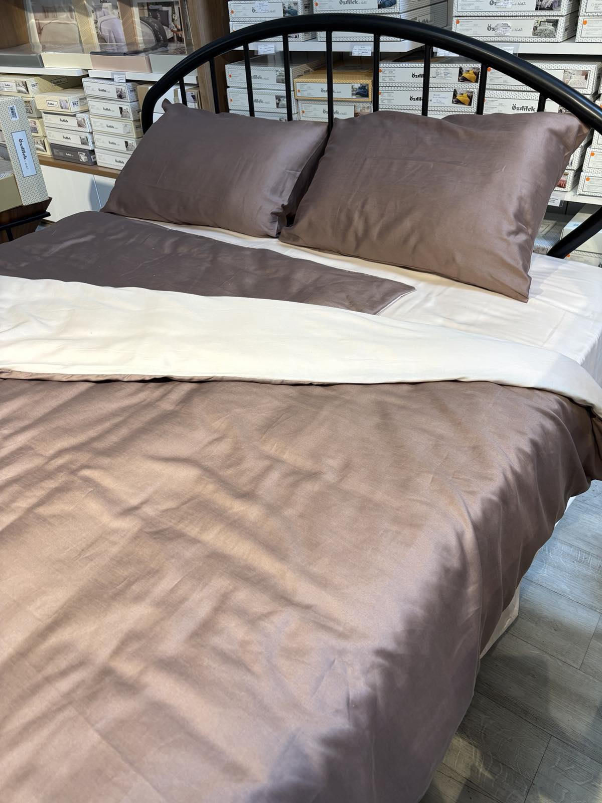 Двоен спален комплект «Cappuccino/Cream» с два плика, 5 части, памучен сатен