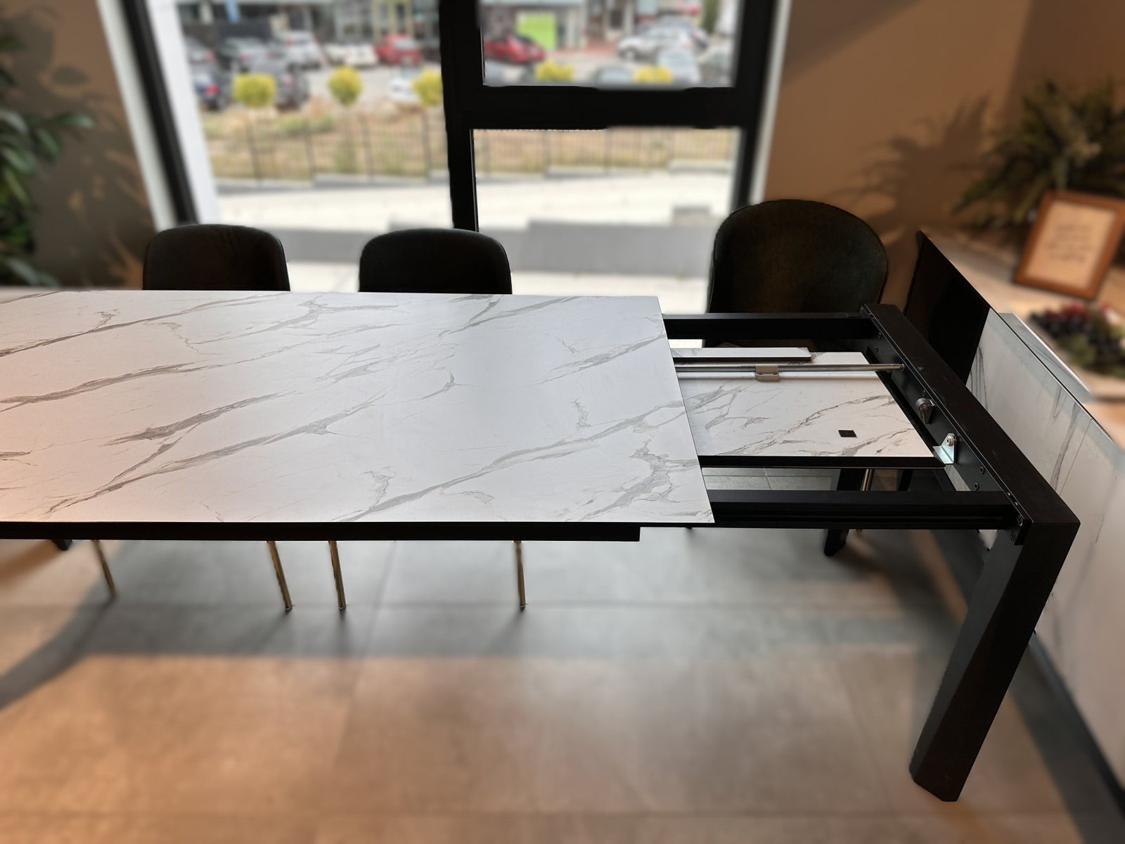 Трапезна разтегателна маса Twist - Аутлет