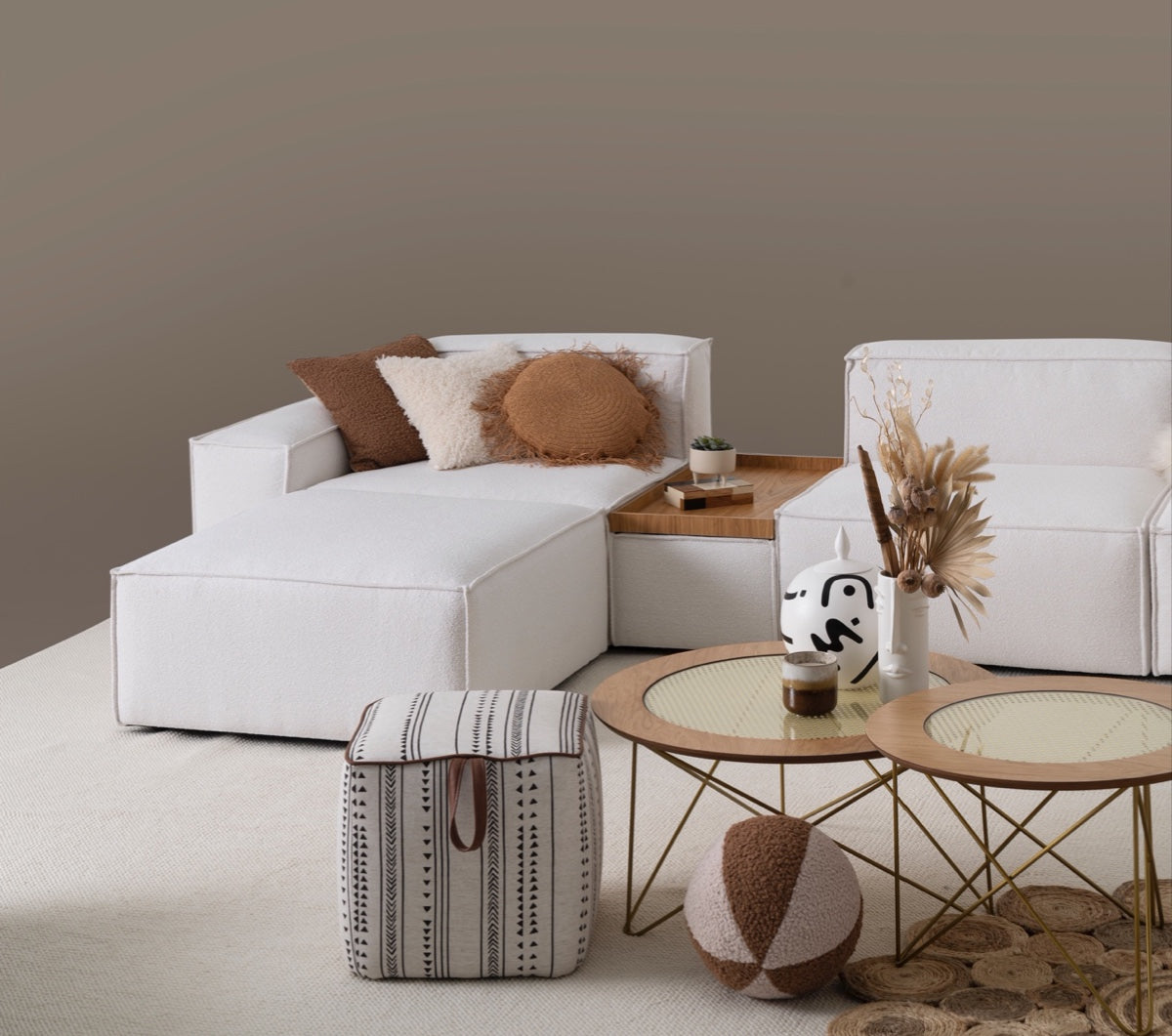 52 готови конфигурации на модулен диван «Plus Poufy Bohem» от серия Colorium