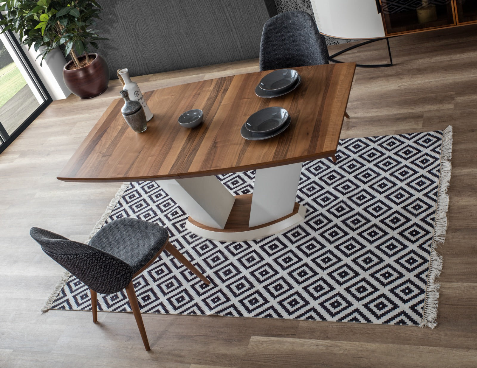 Трапезна маса Eral Rolls (7447317577982)