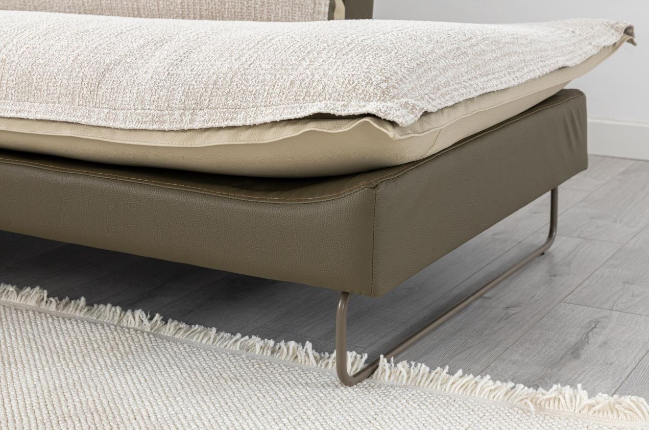 Ъглов диван «Ayisigi» + декоративни възглавници, с подвижни подлакътници, ширина 300см