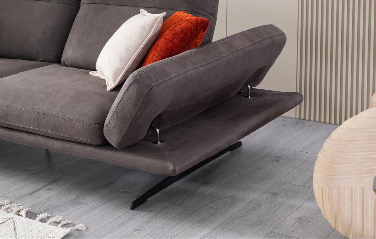 Триместен разтегателен диван «Mostar» + 2 декоративни възглавници, ширина 220см