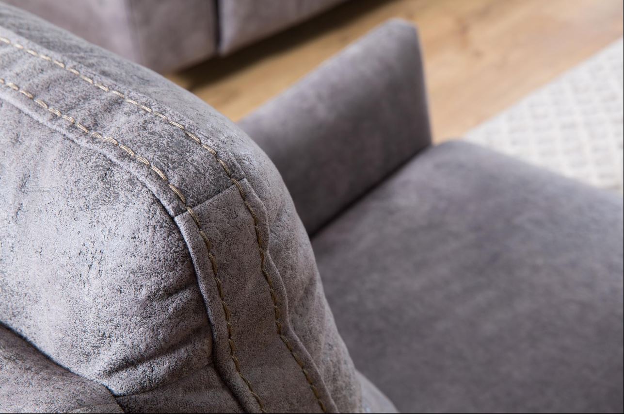 Триместен диван «Dubai» + музикална конзола и охладител за напитки, електрически механизъм, ширина 255см