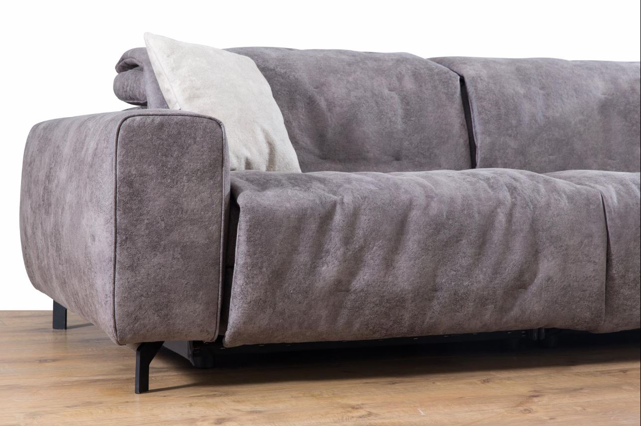 Триместен диван «Dubai» + музикална конзола и охладител за напитки, електрически механизъм, ширина 255см