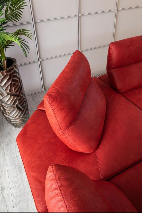 Ъглов разтегателен диван «Mostar» + три декоративни възглавници, ширина 322см