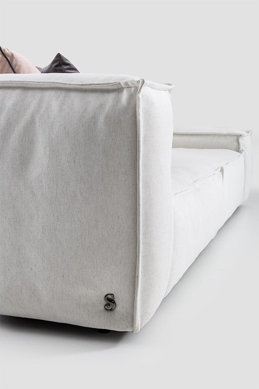 33 готови конфигурации на модулен диван «Plus Poufy»