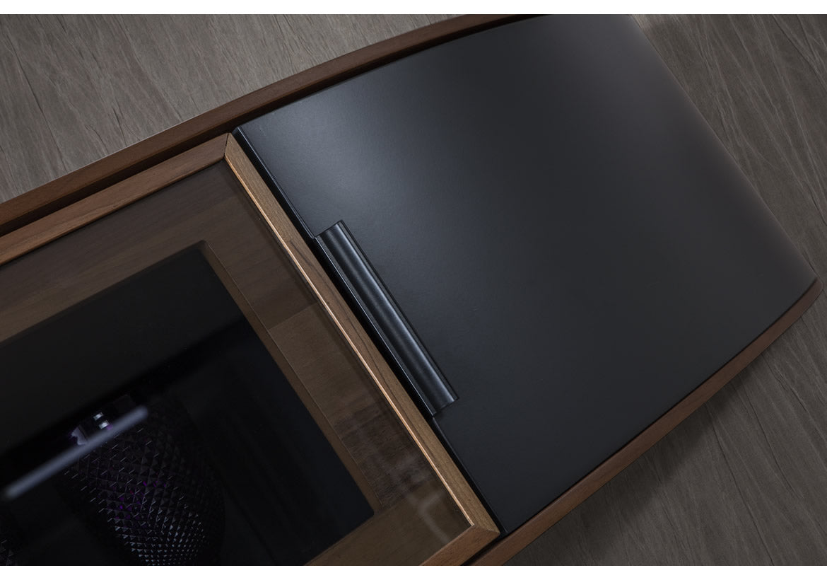 Бюфет «Rolls» с естествен фурнир, размер 220х78х52см