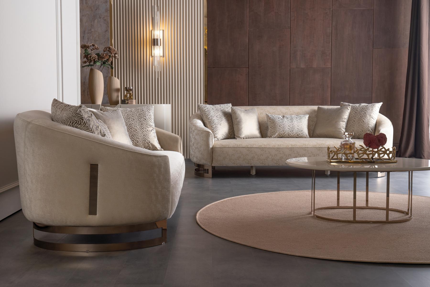 Триместен диван «Aura» + 5 декоративни възглавници, ширина 250см