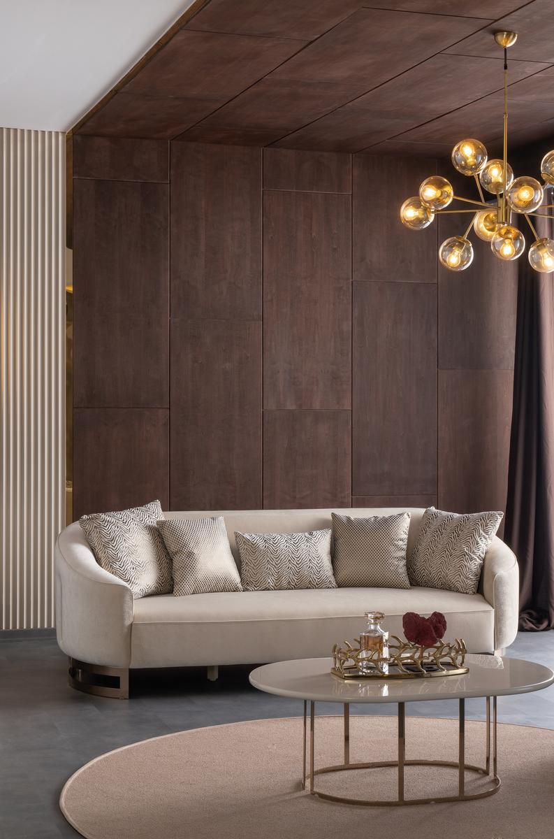 Триместен диван «Aura» + 5 декоративни възглавници, ширина 250см