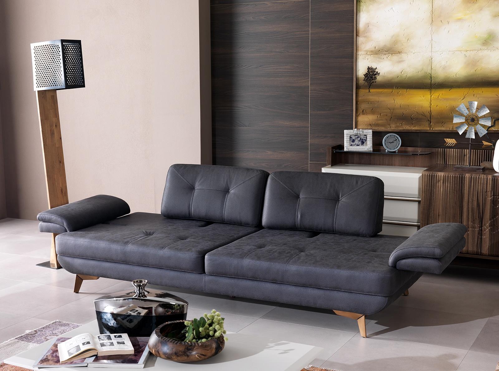 Триместен разтегателен диван «Avensis» + 2 декоративни възглавници, с подвижни подлакътници, ширина 240см