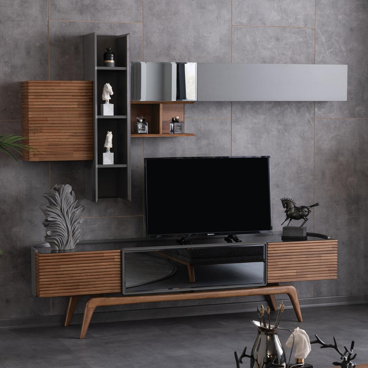 TV секция Muzaffer Quatro