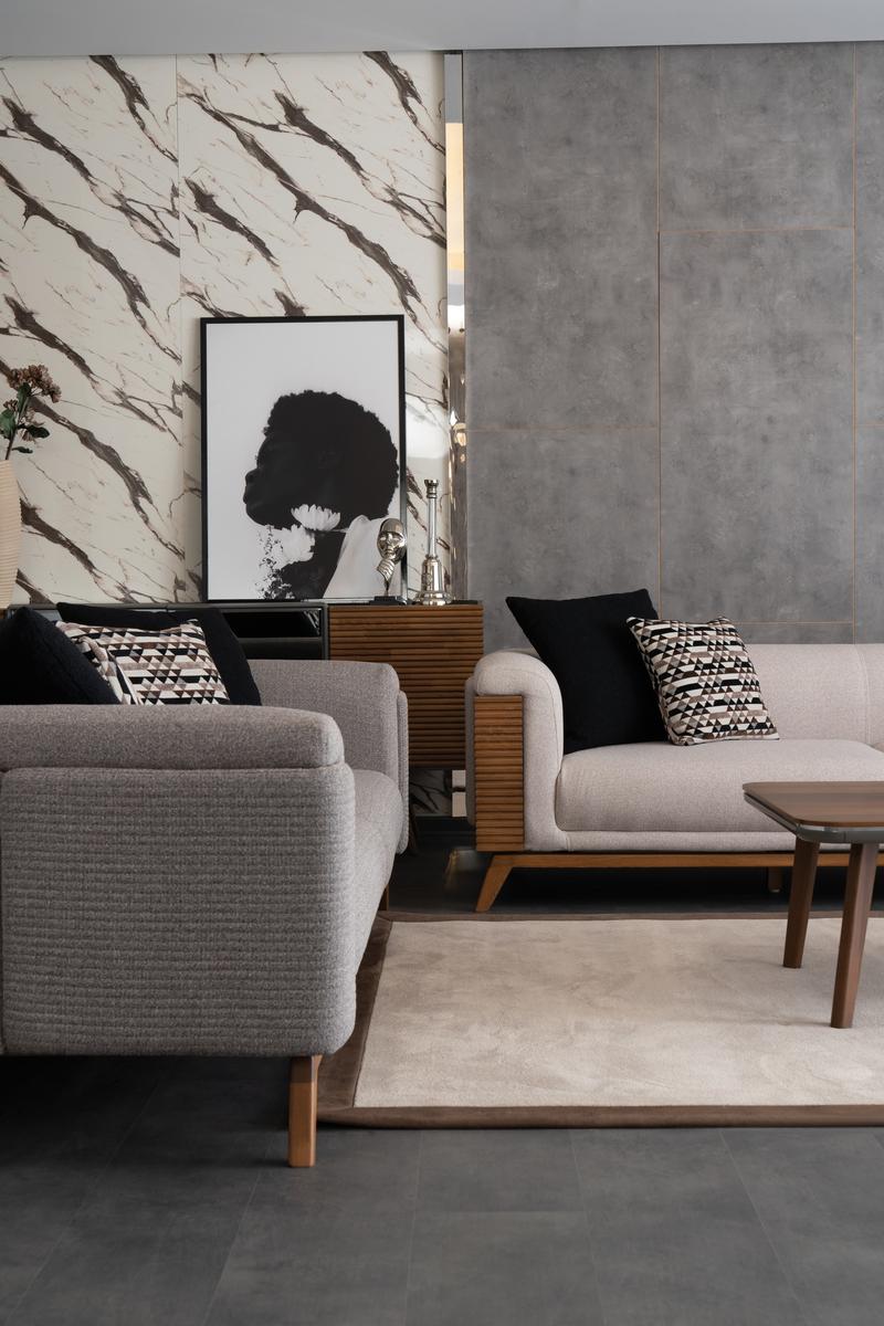 Триместен диван «Quatro» + 4 декоративни възглавници, ширина 245см