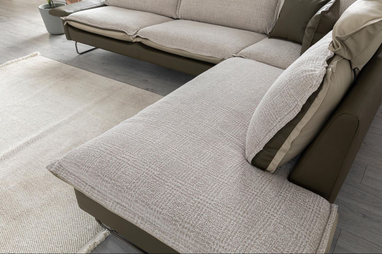 Ъглов диван «Ayisigi» + декоративни възглавници, с подвижни подлакътници, ширина 300см